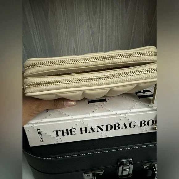 Never Used Coach Kira Bag - Picture 3 of 6